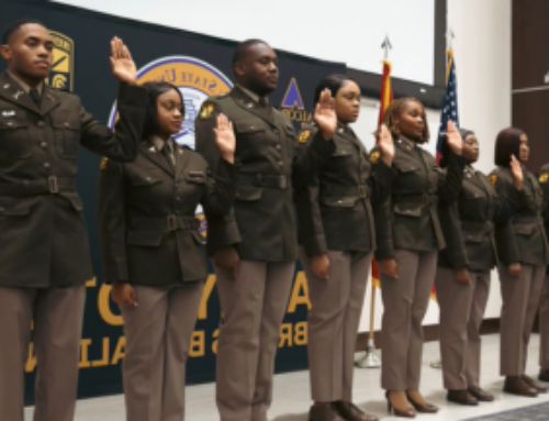 pg电子下载 State ROTC commissions eight new officers